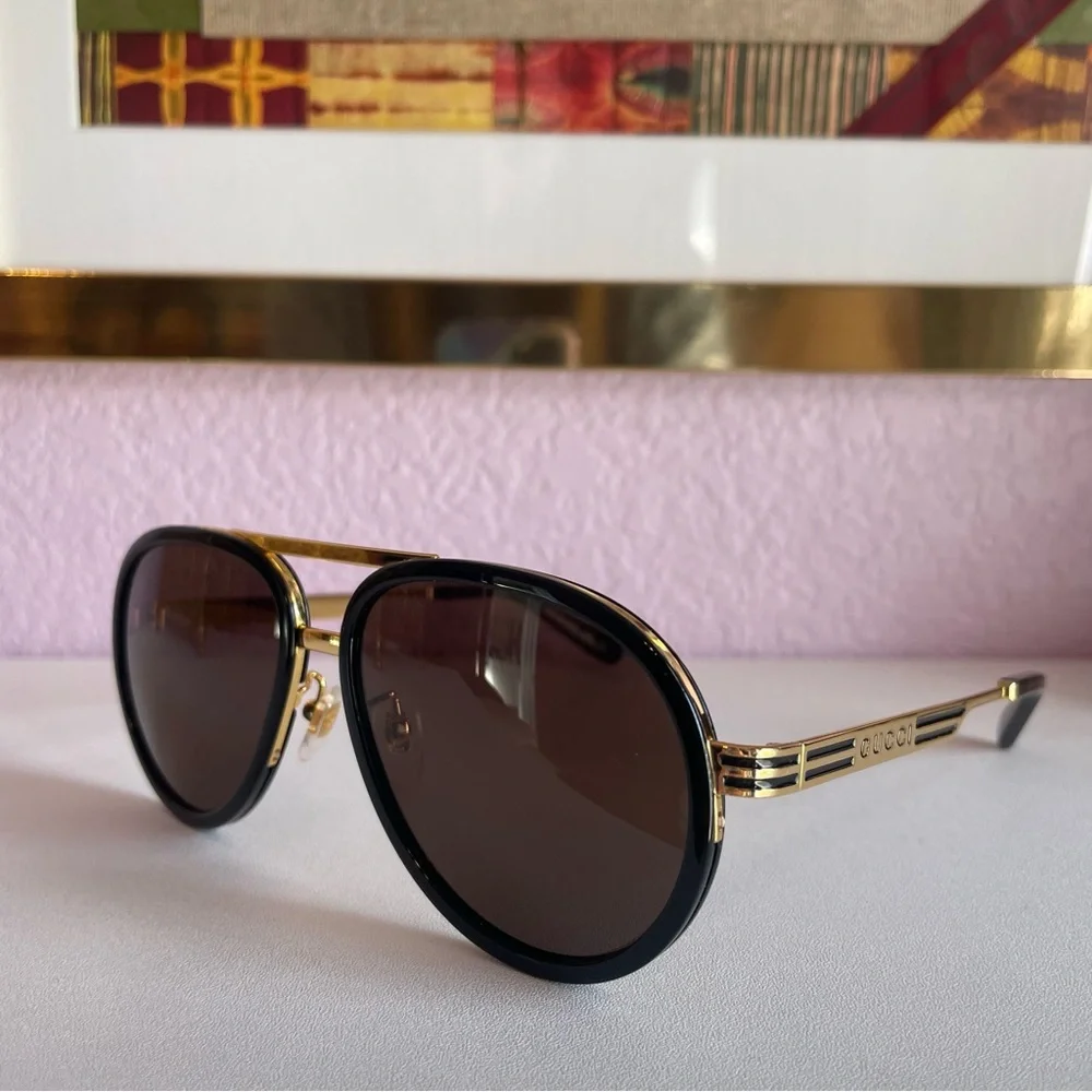 GUCCI GG0982S Sunglasses – Black | Immaculate Condition | Purple Case Included